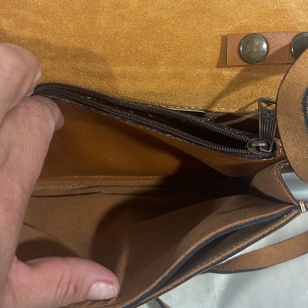 Patricia Nash Italian Leather Purse - image 5